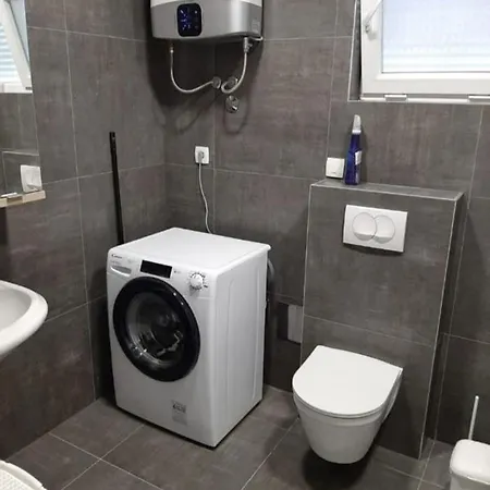 Roko Apartment *